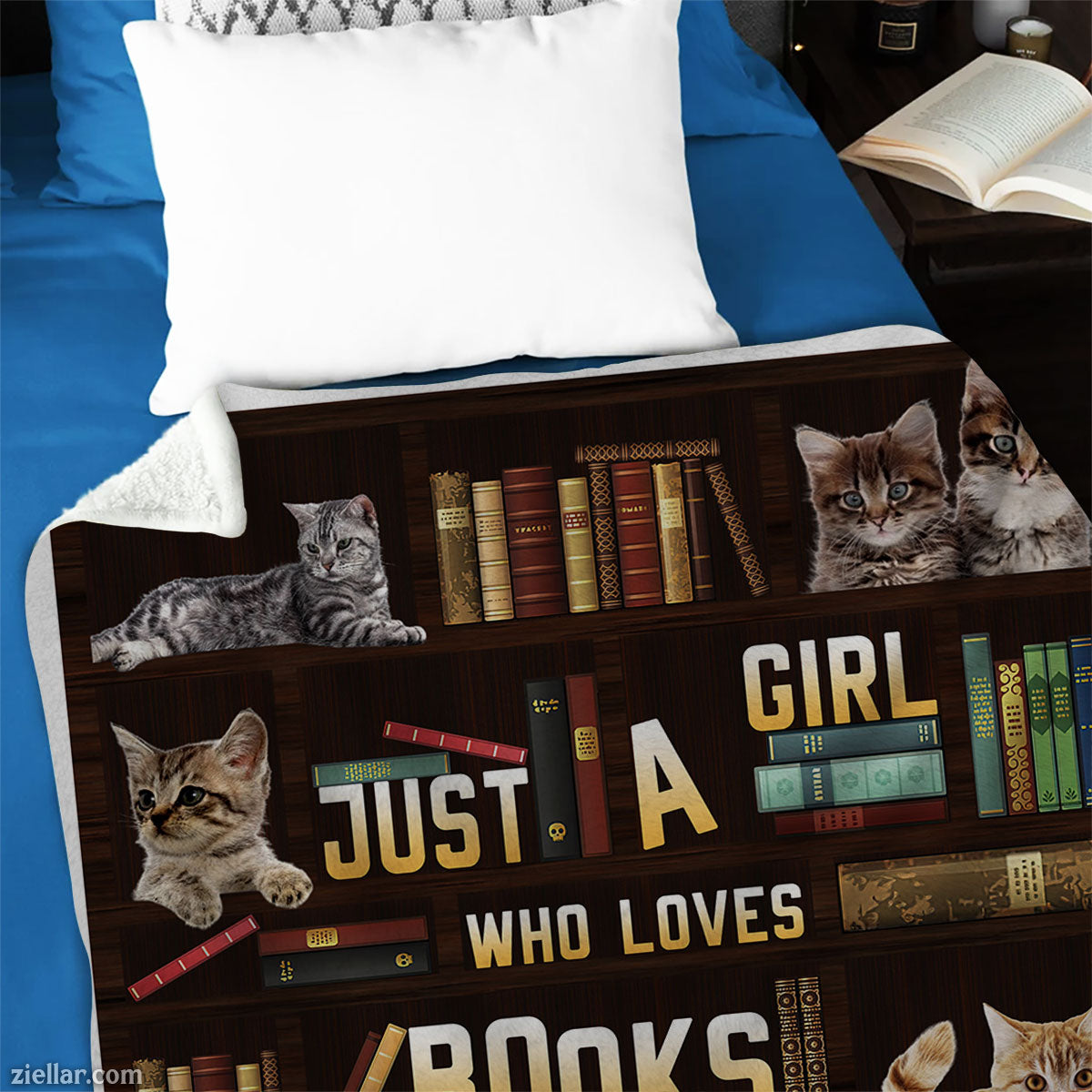 Books and Cats Quilt Blanket, Fleece Blanket for Girls Who Love Reading and Kittens