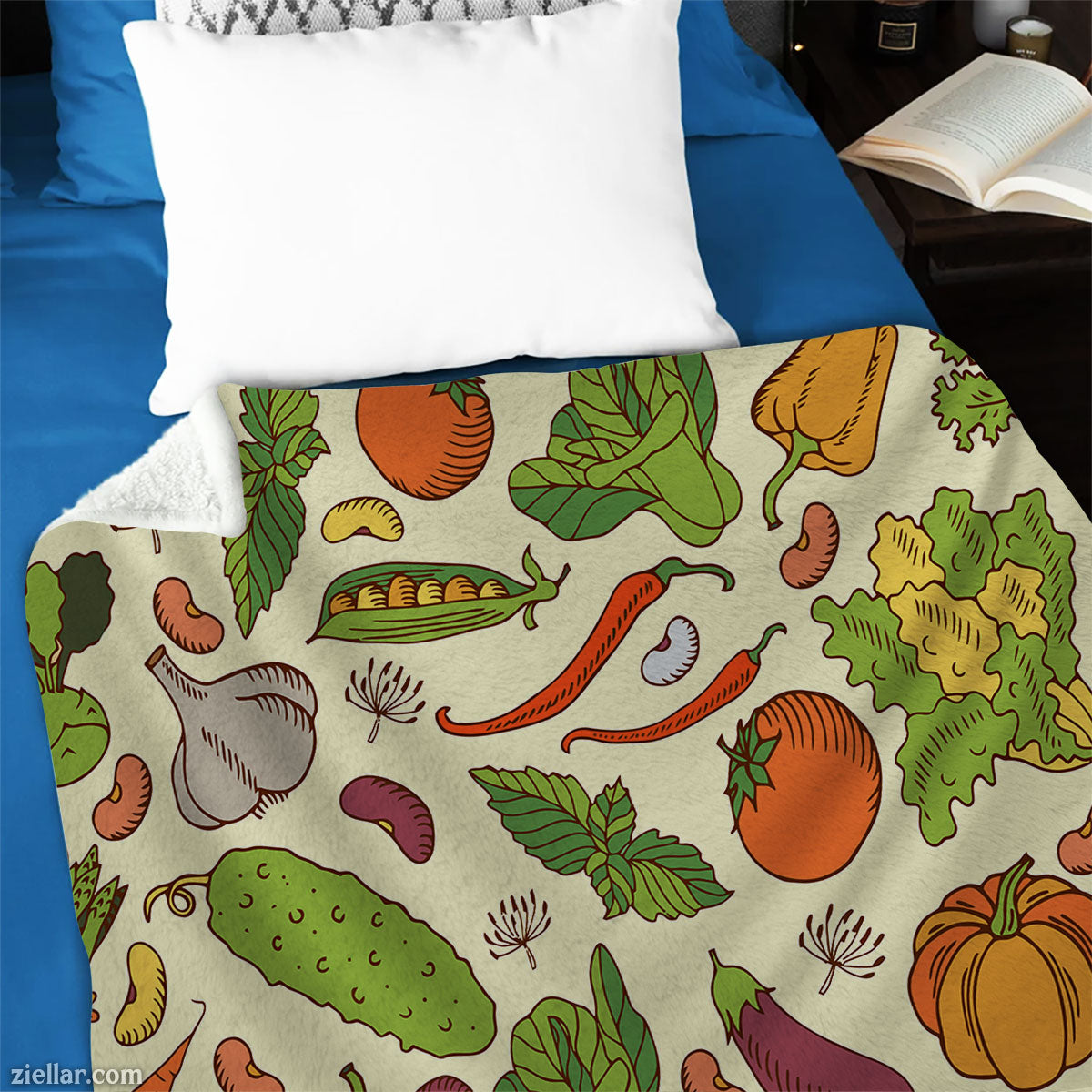 Vegetable Pattern Quilt Blanket, Fleece Blanket Garden Veggie Lover Design
