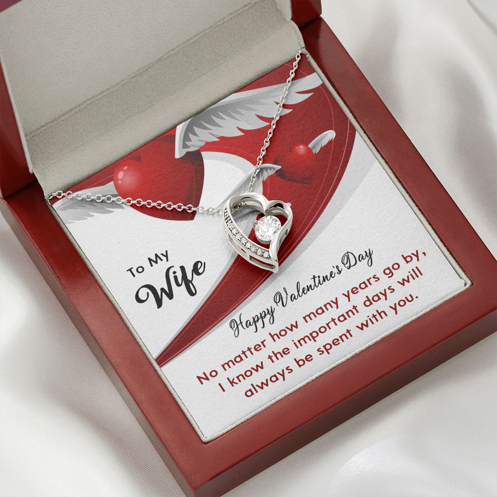 196C Happy Valentine's Day Gift, Necklace To my Wife, Love Heart Women Necklace