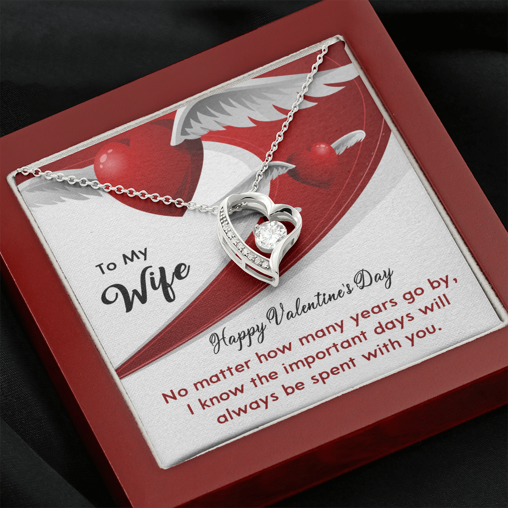 196C Happy Valentine's Day Gift, Necklace To my Wife, Love Heart Women Necklace