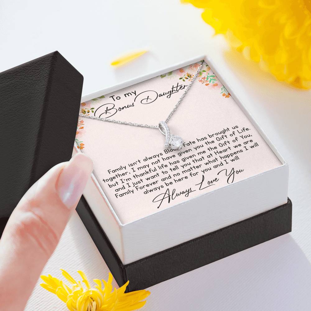 To My Bonus Daughter Love Gift Luxury Alluring Beauty 440 Necklace For Step Daughter