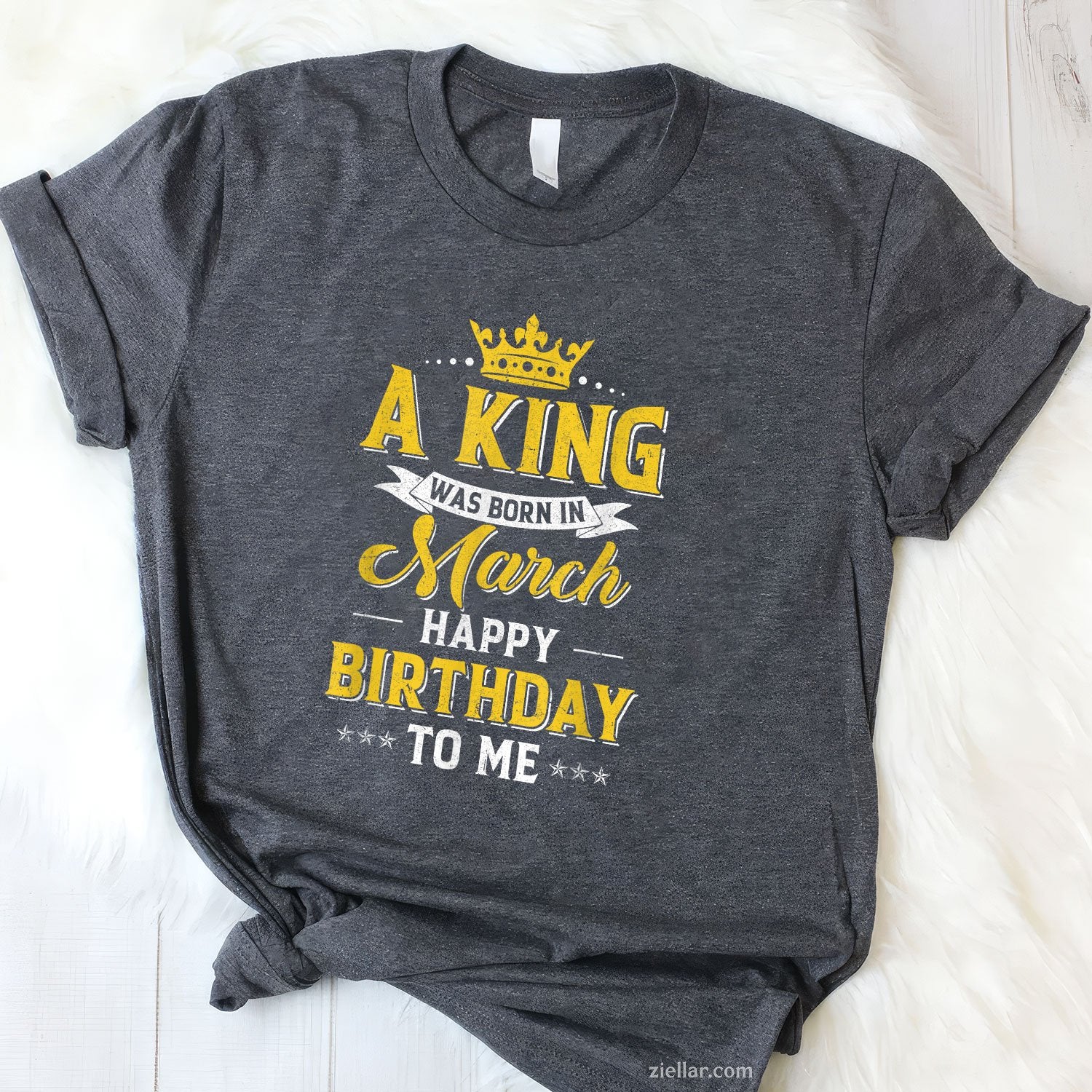 A King Was Born in March Tee and T-Shirt, Happy Birthday to Me T-Shirt for Men Adults