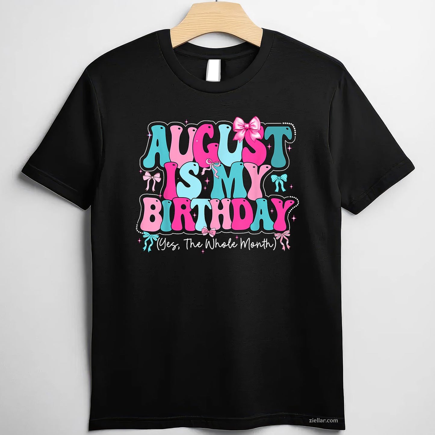 August Birthday Queen Tee and T-Shirt, Party Celebration T-Shirt Gift for Women Adults