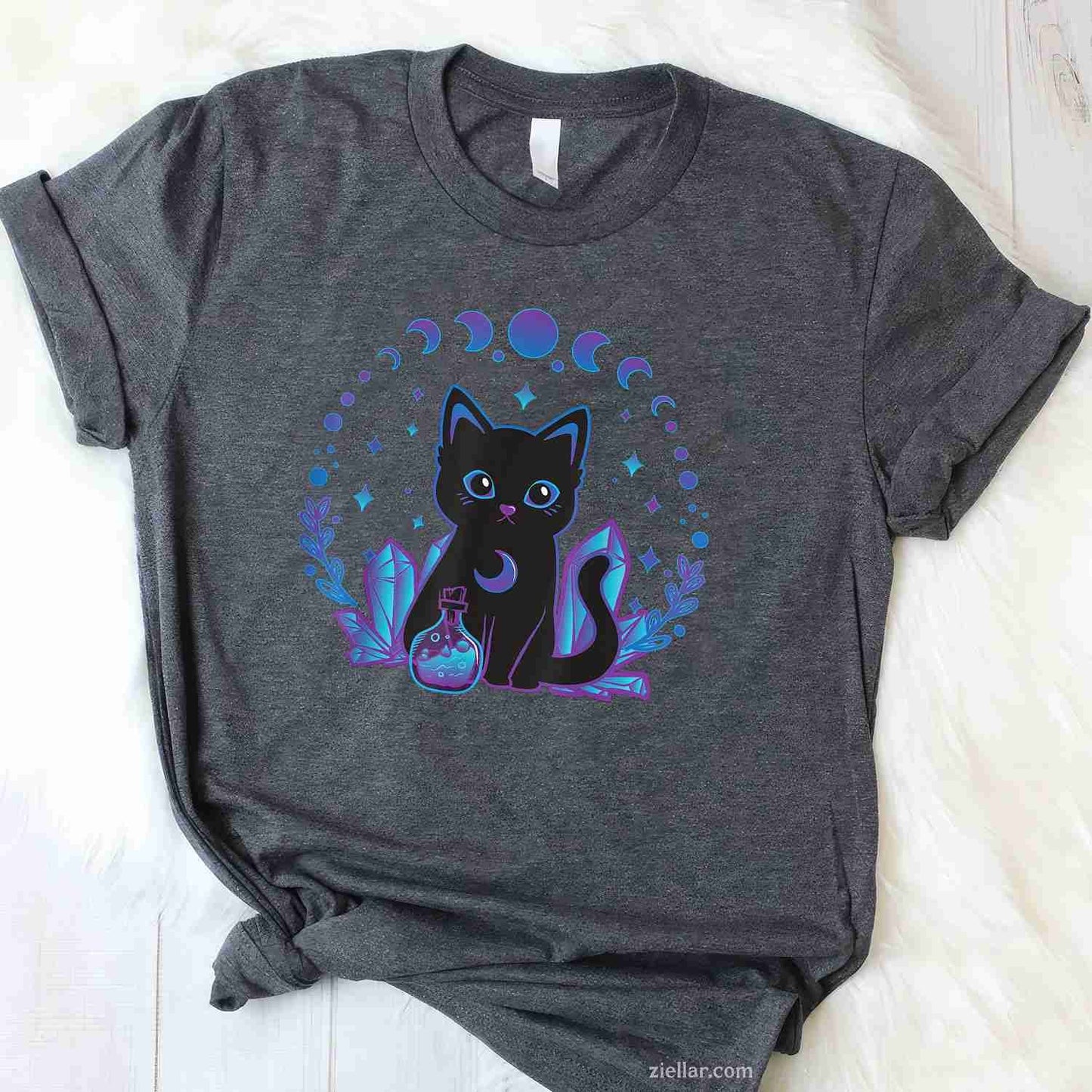 Black Witchy Cat Crystals Gothic Women Kawaii Pastel Goth Tee, Cat Lover T-Shirt for Men Women Adults Unisex, Cool Casual Street Style, Premium Quality