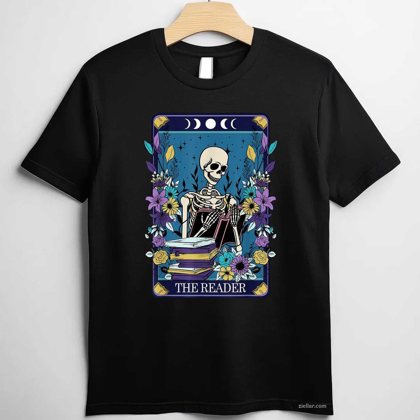 Book Lover Tarot Card The Reader Mystic Funny Skeleton T-Shirt