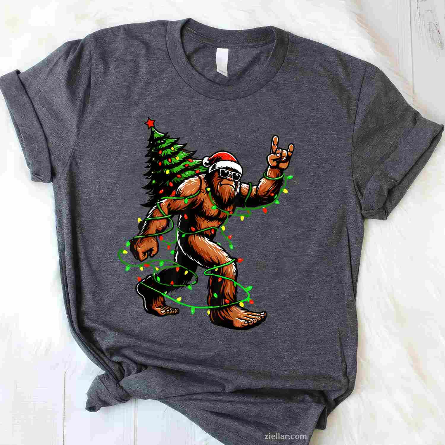 Christmas Cousin Crew Santa Hat Men Women T-Shirt, A Funny Christmas Cousin Crew Holiday Tee