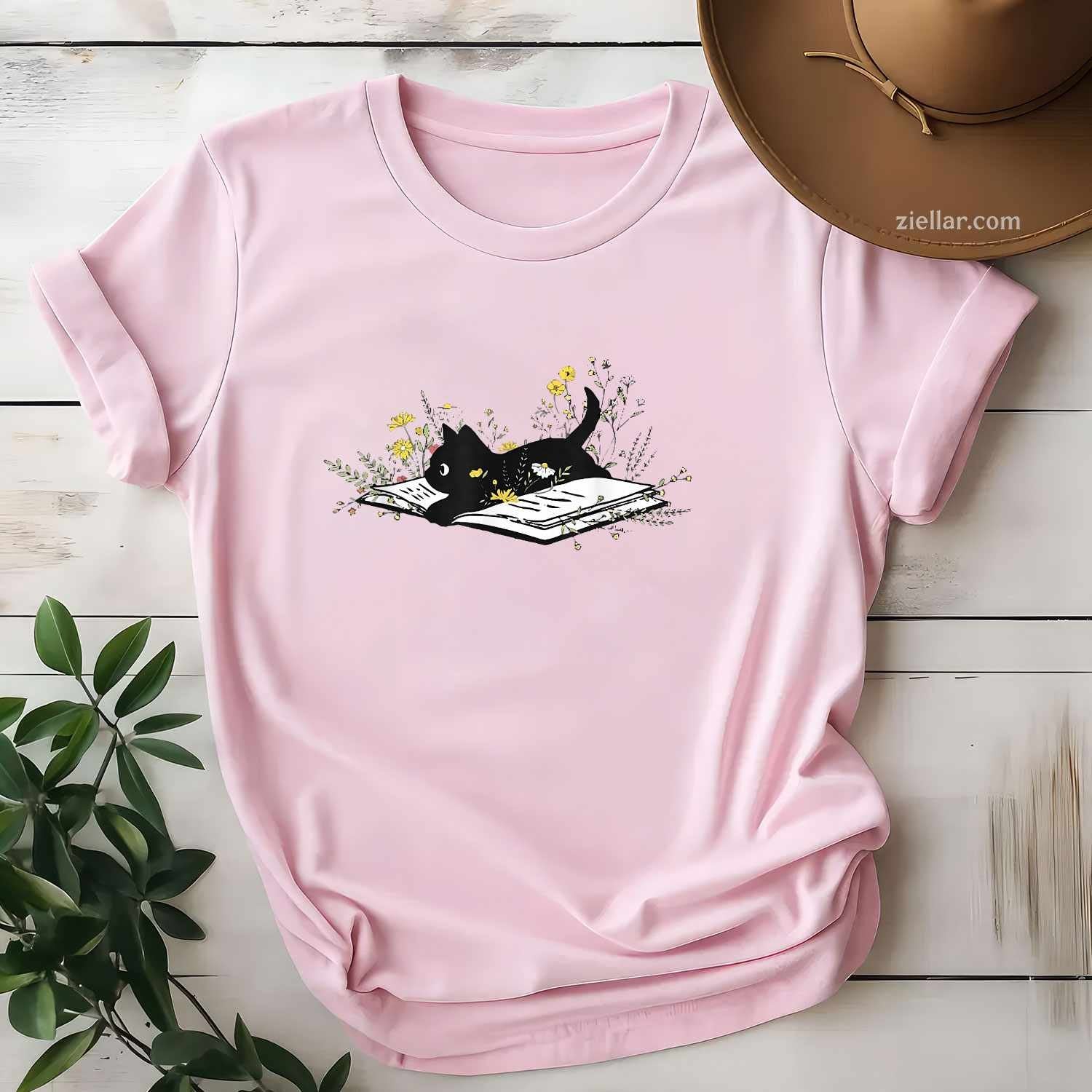 Cute Book Black Cat Book Lover T-Shirt, Floral Teacher Life Vintage Graphic Tee For Women Adults