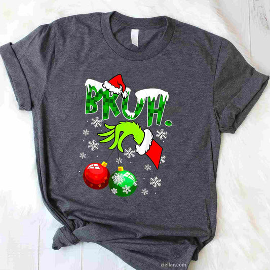 Cute Christmas Cats In Space Ornaments T-Shirt, A Space Cat Xmas Ornaments Holiday Tee