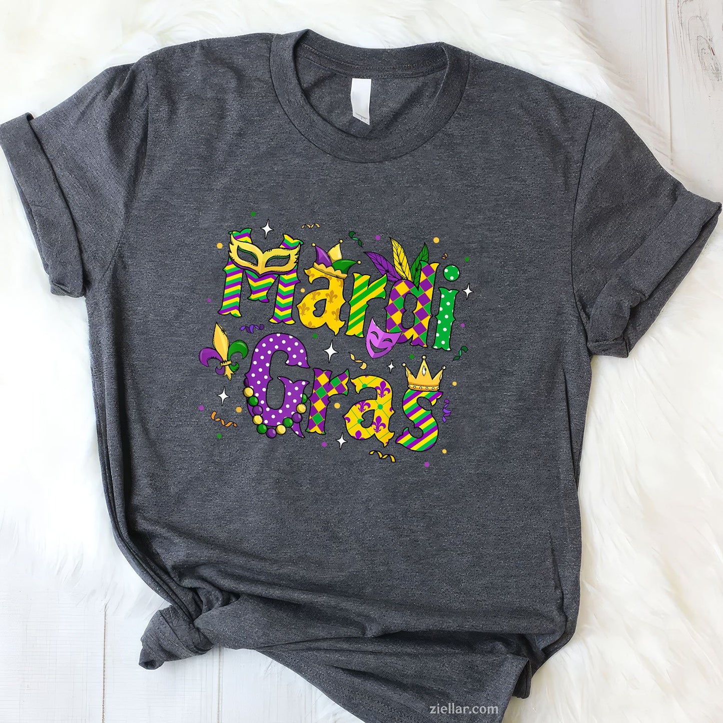 Funny Jester Hat Parade Tee and T-Shirt, Mardi Gras Party T-Shirt Gift for Adults in Carnival Season