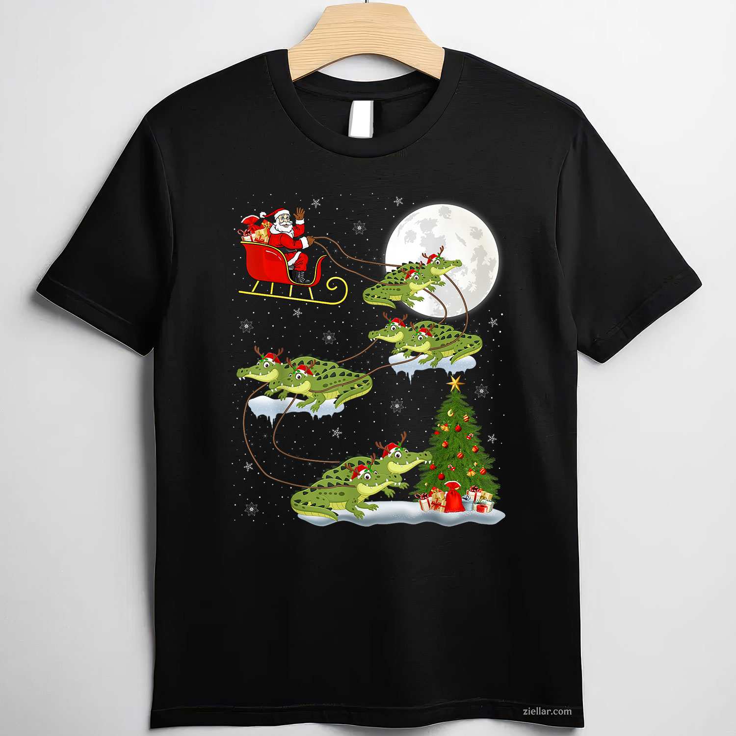 Funny Xmas Lighting Tree Santa Riding Alligator Christmas T-Shirt, A Santa Riding Alligator Christmas Lighting Tee