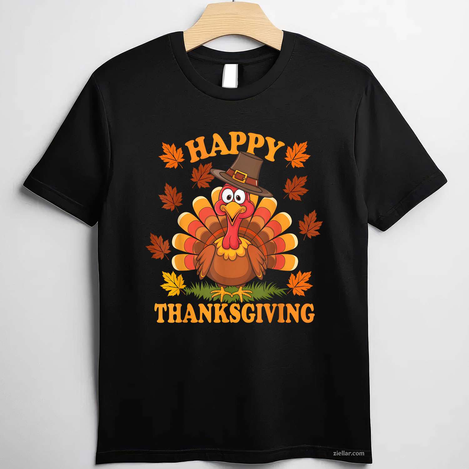Happy Thanksgiving Funny Turkey Family Dinner Thanksgiving T-Shirt and Tee for Adults Men Women Unisex