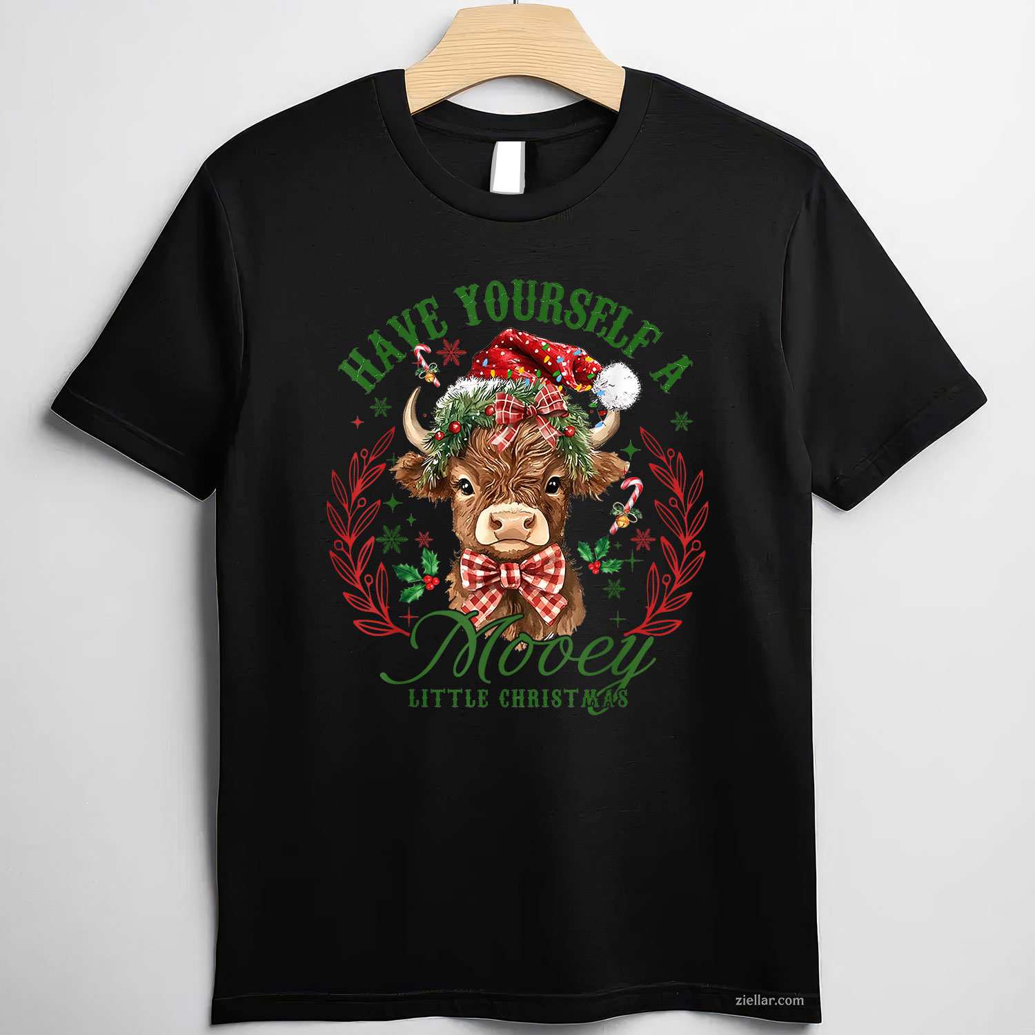 Have Yourself A Mooey Little Christmas Highland Cow Santa T-Shirt, A Funny Highland Cow Christmas Santa Tee