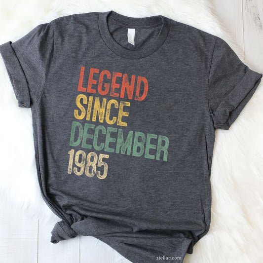Legend Since December 1985 Tee and T-Shirt, 35th Birthday Gift T-Shirt for 35-Year-Old Men Adults