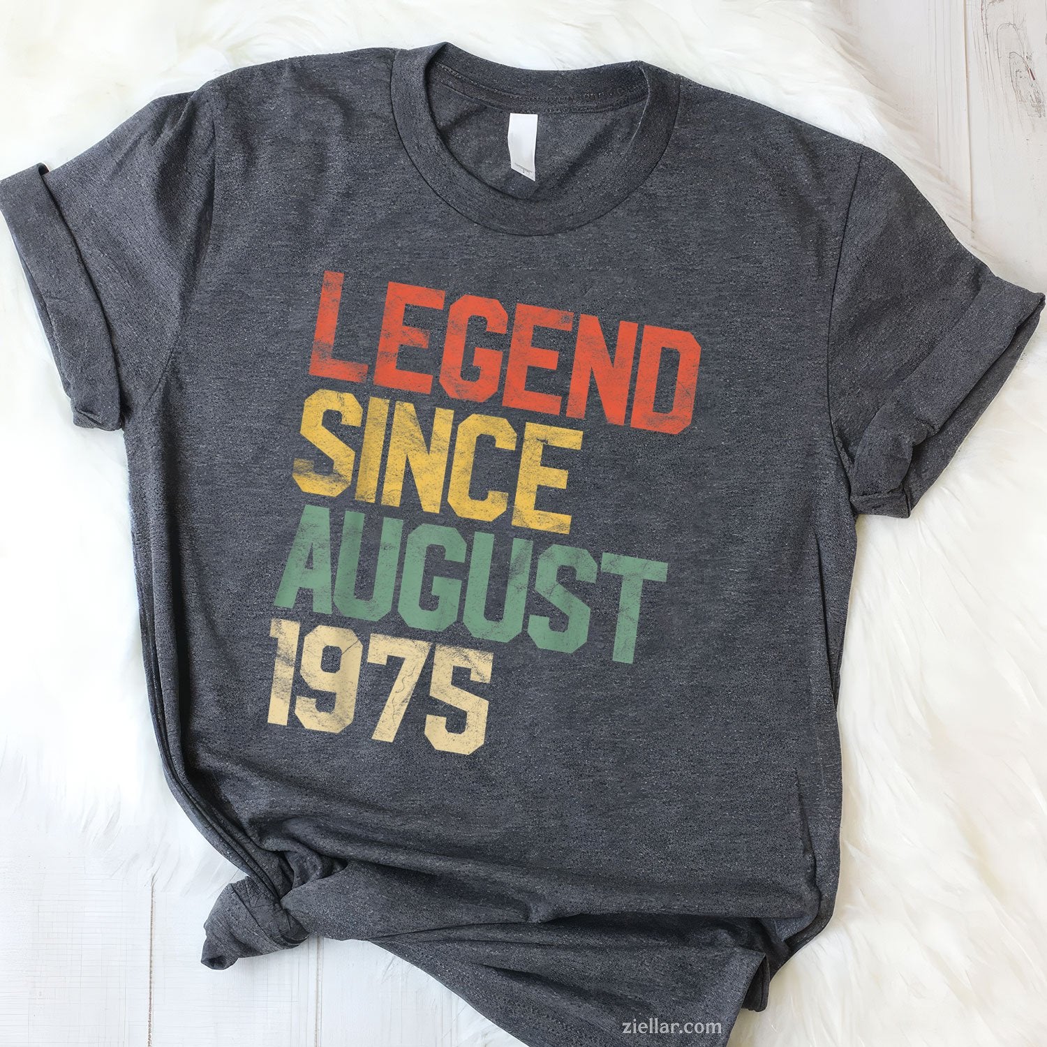 Legend Since August 1975 Tee and T-Shirt, 45th Birthday Gift T-Shirt for Men Adults