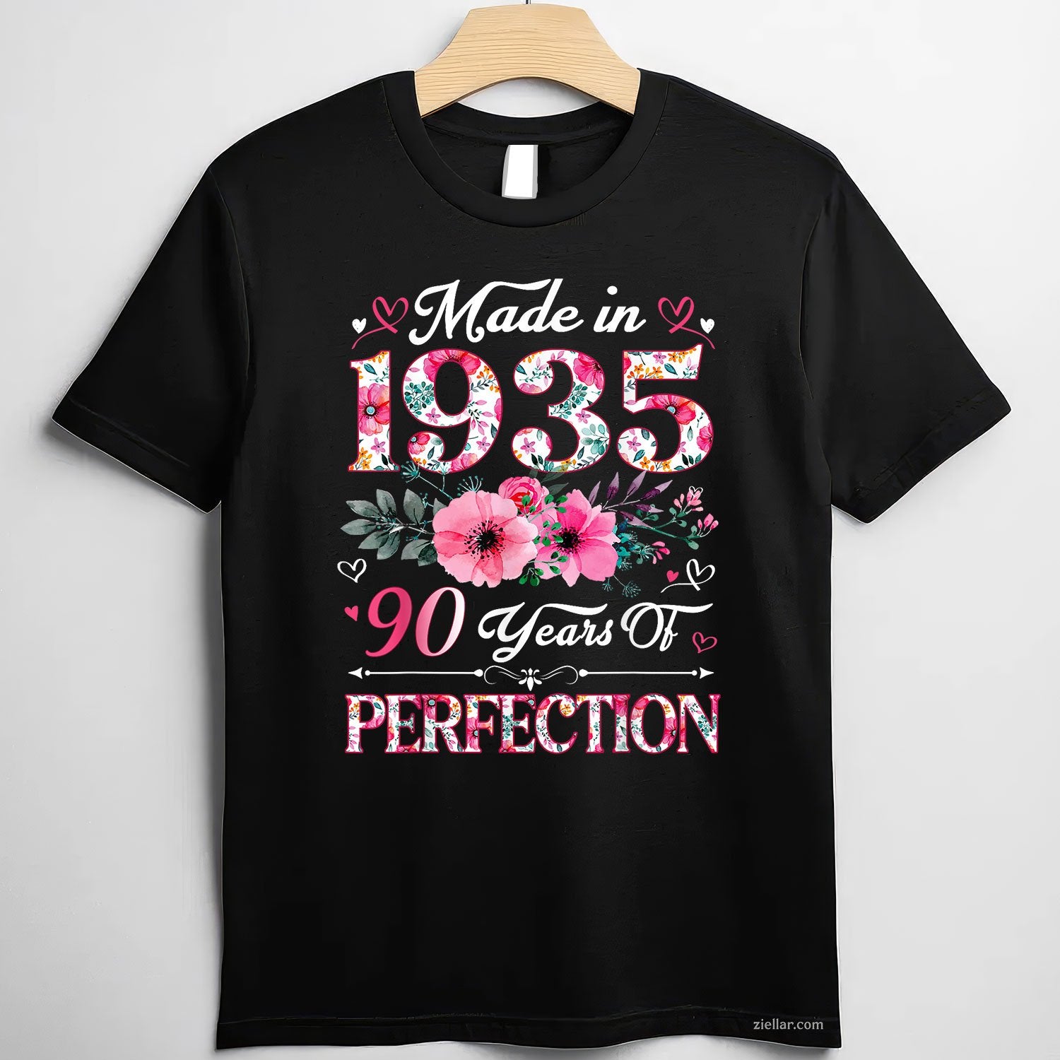 Made in 1935 Tee and T-Shirt, Floral 90th Birthday T-Shirt Gift for 90-Year-Old Women Adults