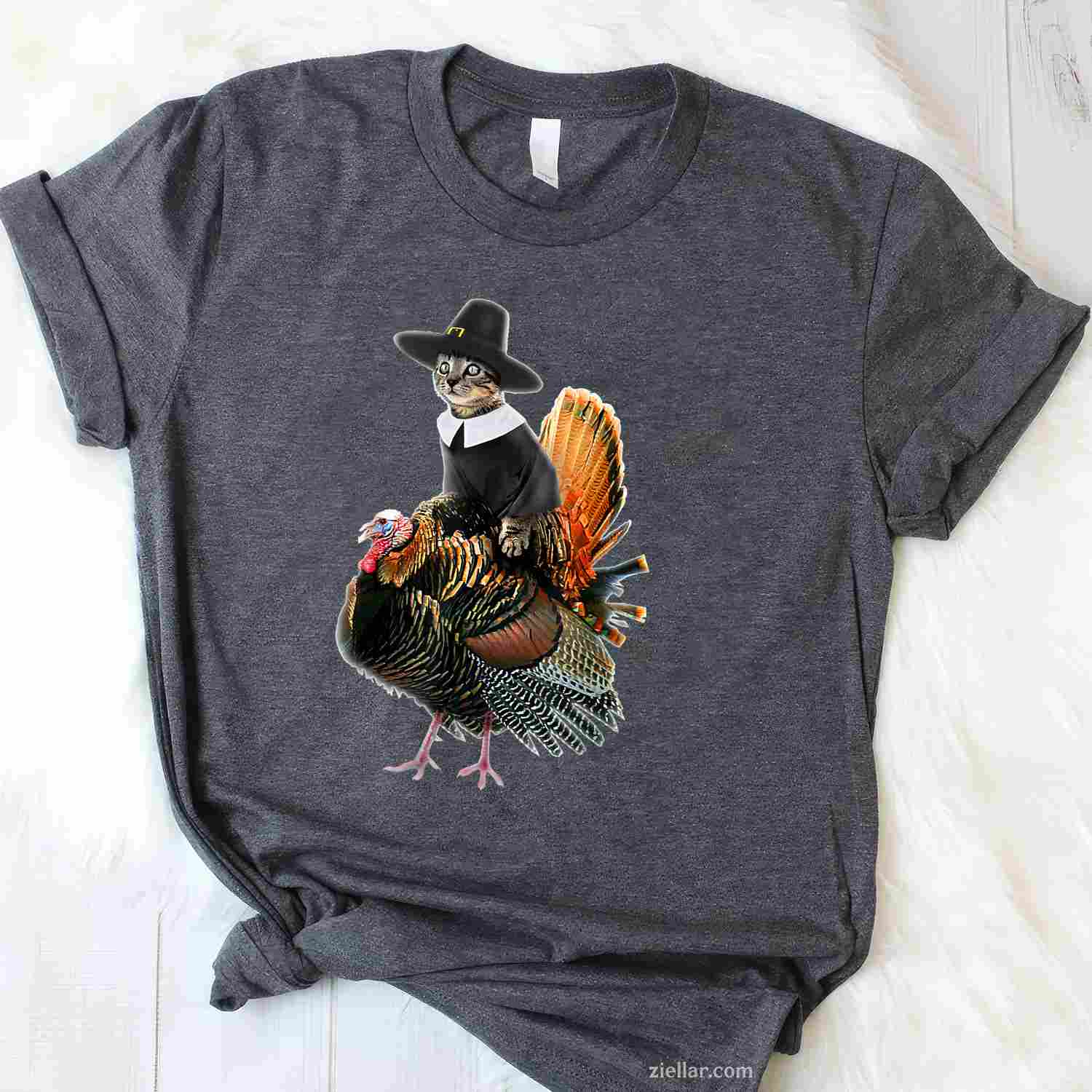 One Thankful Paraeducator Turkey Fall Pumpkin Thanksgiving T-Shirt And Tee For Adults