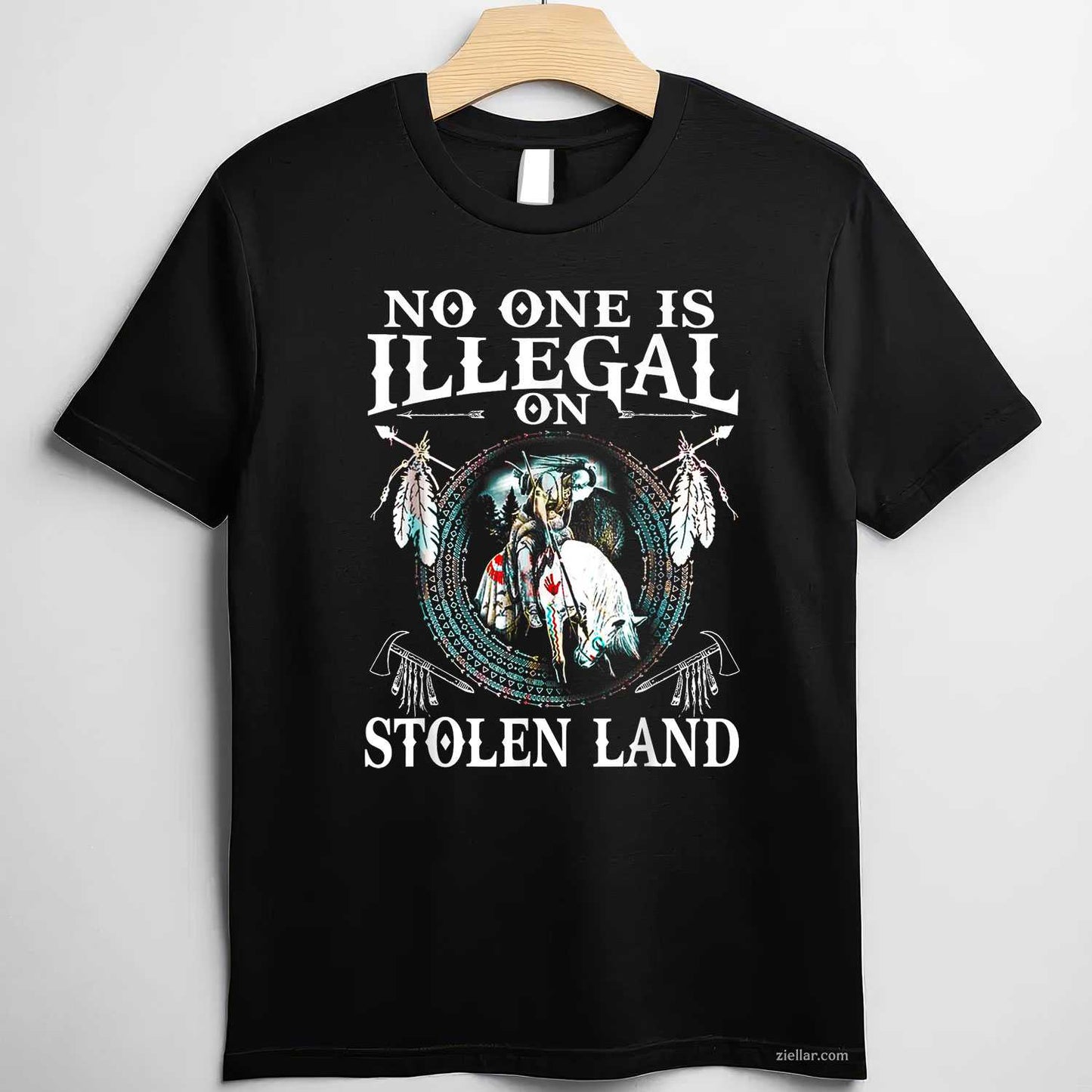 Retro Native American Indian Headdress, Vintage Men Graphic T-Shirt And Tee For Adults