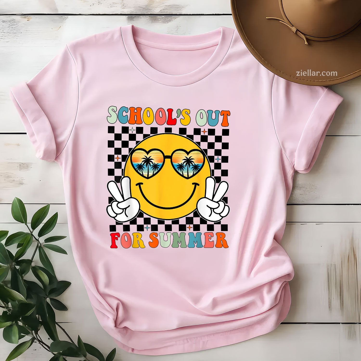 Retro School’s Out Tee and T-Shirt, End of Year Summer Break T-Shirt for Teachers and Adults