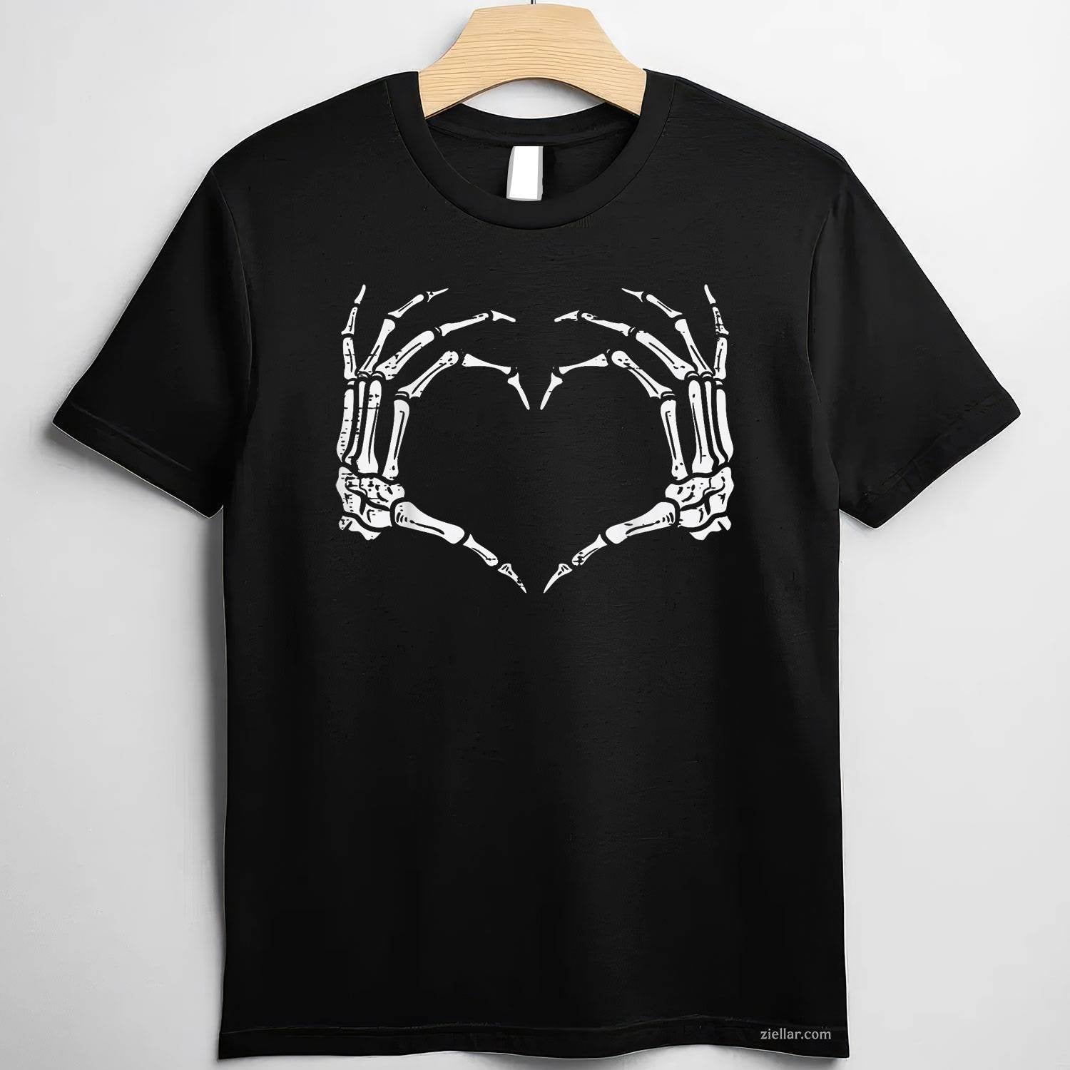 Skeleton Hands Heart Sign Retro Halloween Costume Women Tee, Halloween T-Shirt for Men Women Adults Unisex, Classic Fit Unisex Design, Everyday Wear Essential