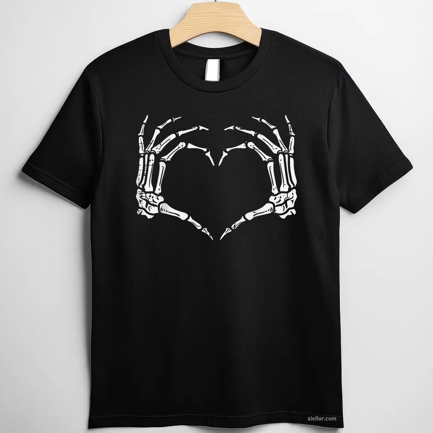 Skeleton Hands Heart Sign Tee and T-Shirt, Retro Halloween Costume T-Shirt for Women Adults