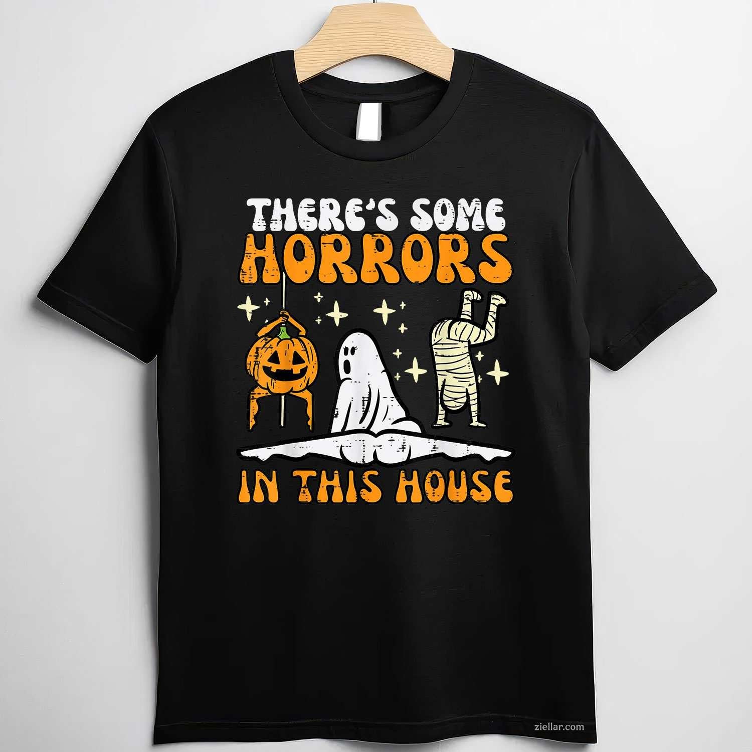There's Some Horrors In This House Funny Halloween Men Women Tee, Halloween T-Shirt for Men Women Adults Unisex, Cool Casual Street Style, Premium Quality