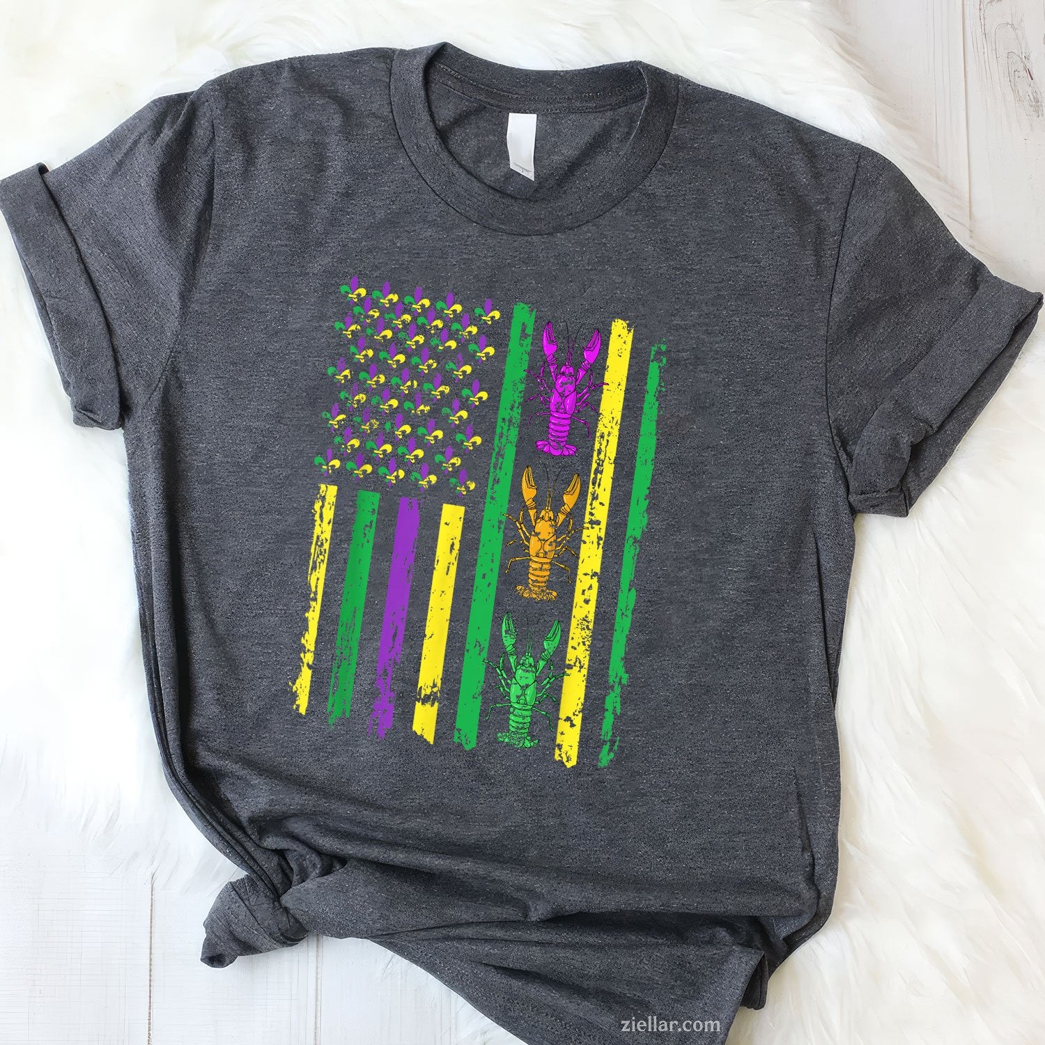 USA Crawfish Parade Tee and T-Shirt, American Flag Mardi Gras Carnival T-Shirt Gift for Adults
