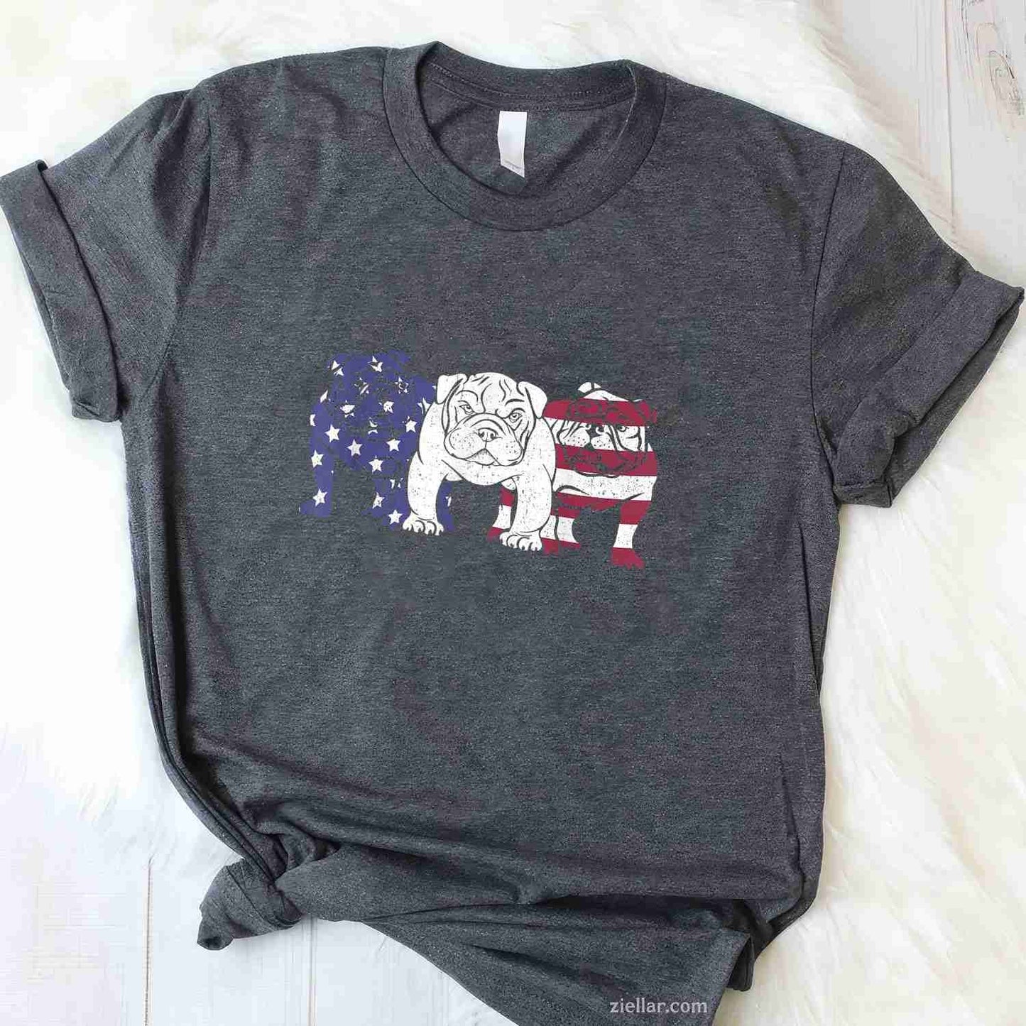 Unique English Bulldog Dog American Flag T-Shirt, Retro Puppy Lover Vintage Graphic Tee For Adults