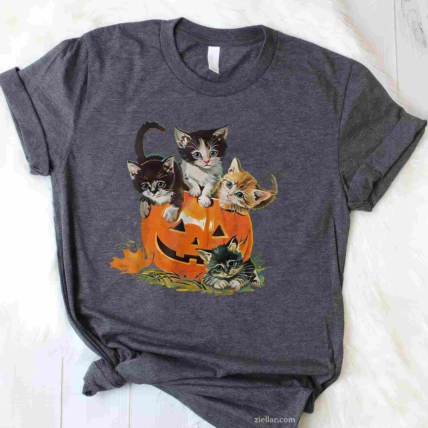 Vintage 90s Cat Pumpkin Halloween Retro Floral Spooky Season Tee, Halloween T-Shirt for Men Women Adults Unisex, Vintage Retro Graphic, Funny Novelty Gift