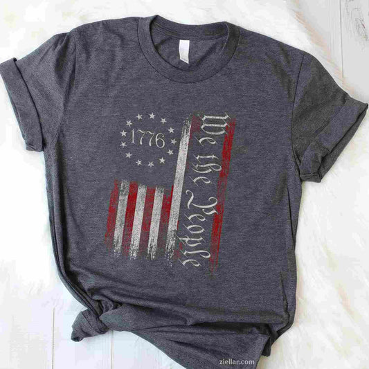 Vintage Old American Flag Patriotic 1776 We The People USA Women Men T-Shirt Tee