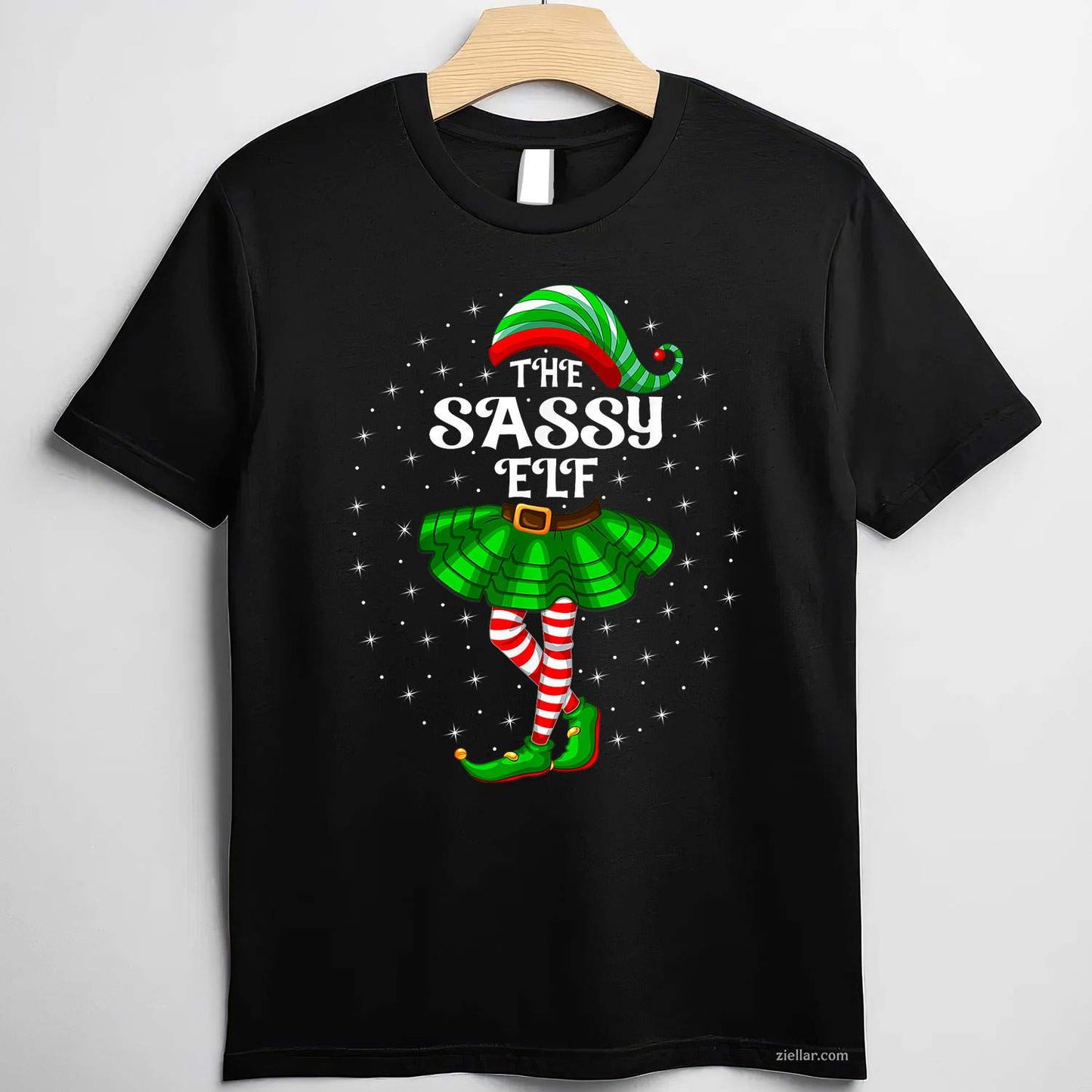 Xmas Family Matching Women Mom The Sassy Elf Christmas T-Shirt, A The Sassy Elf Christmas Family Matching Tee