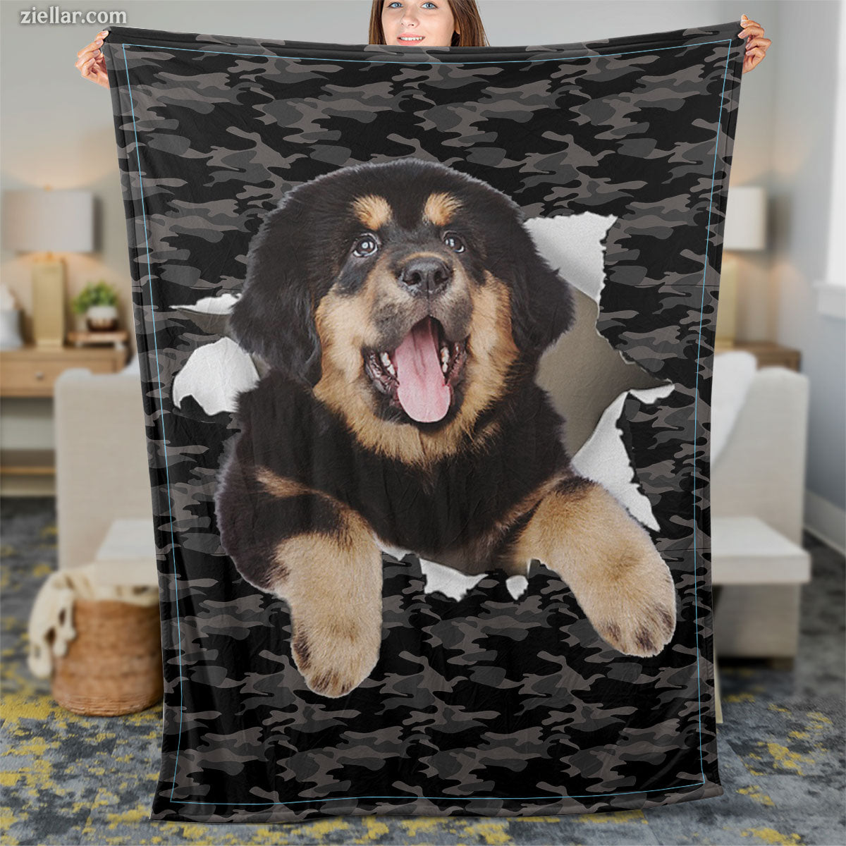 Rottweiler Dog Quilt Blanket, Fleece Blanket Gift for Pet Lovers with Dog Peeking Art, Custom Name