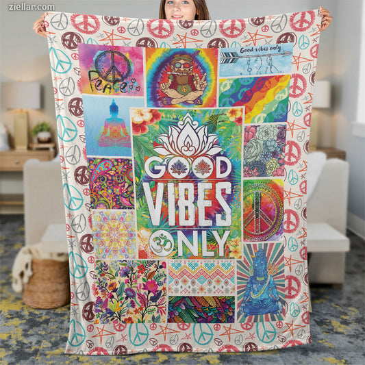Good Vibes Only Quilt Blanket, Fleece Blanket Colorful Hippie Boho Art with Peace and Love