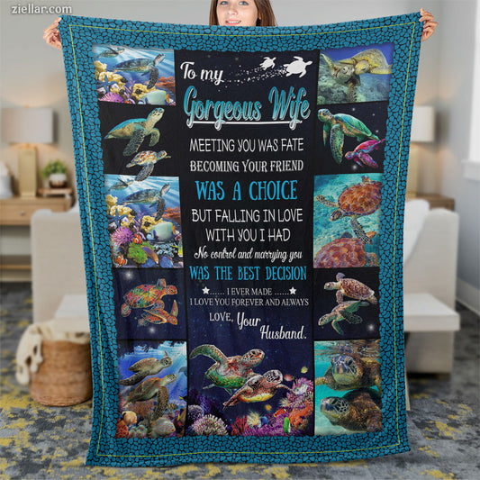To My Gorgeous Wife Quilt Blanket, Fleece Blanket Ocean Fish Theme Romantic Gift, Custome Name
