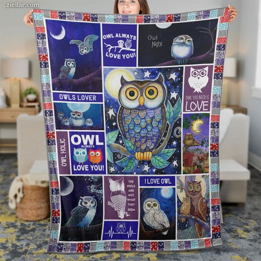Books and Dragons Quilt Blanket, Fleece Blanket Gift for Fantasy Book Lovers and Women