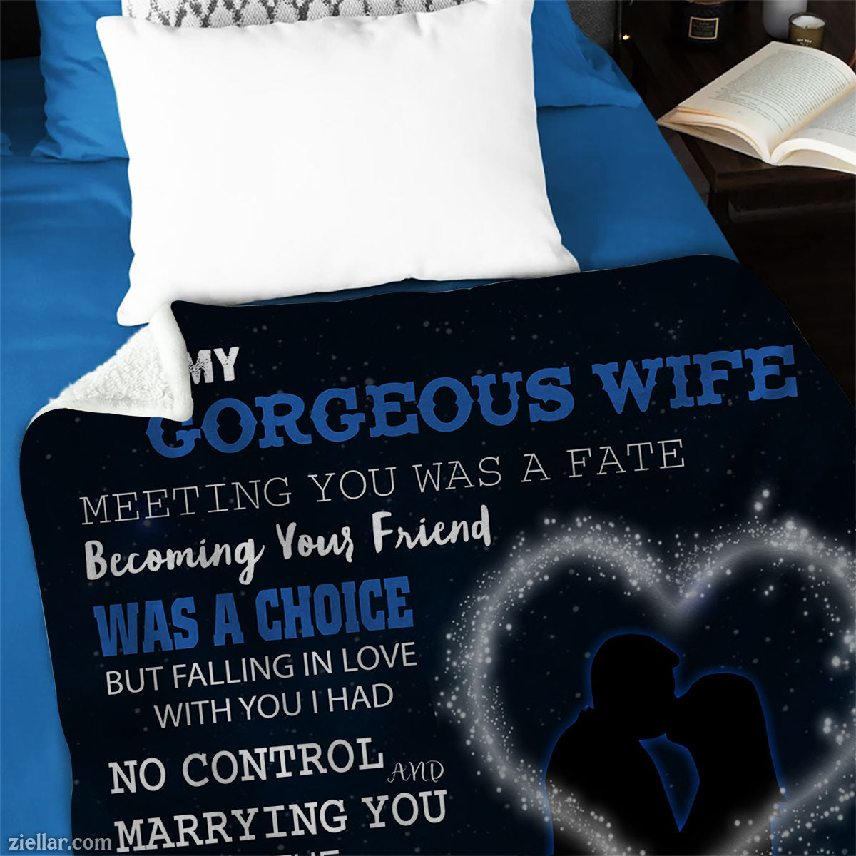 To My Gorgeous Wife Quilt Blanket, Fleece Blanket with Romantic Silhouette and Heart Art