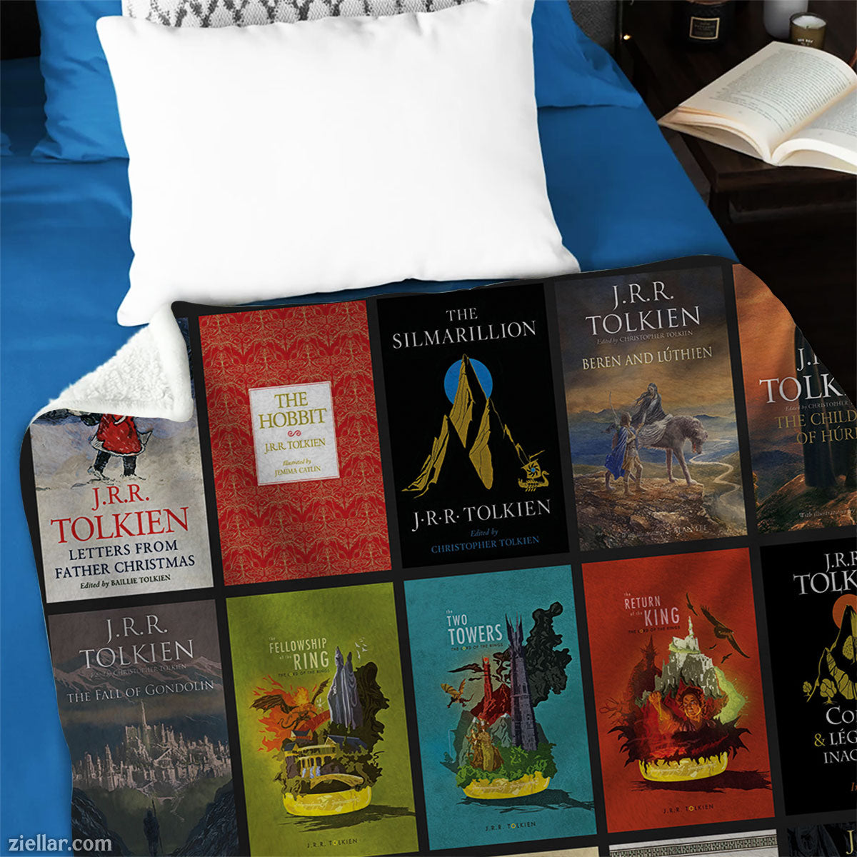 Classic Book Covers Quilt Blanket, Fleece Blanket Literature Lovers Library Home Decor