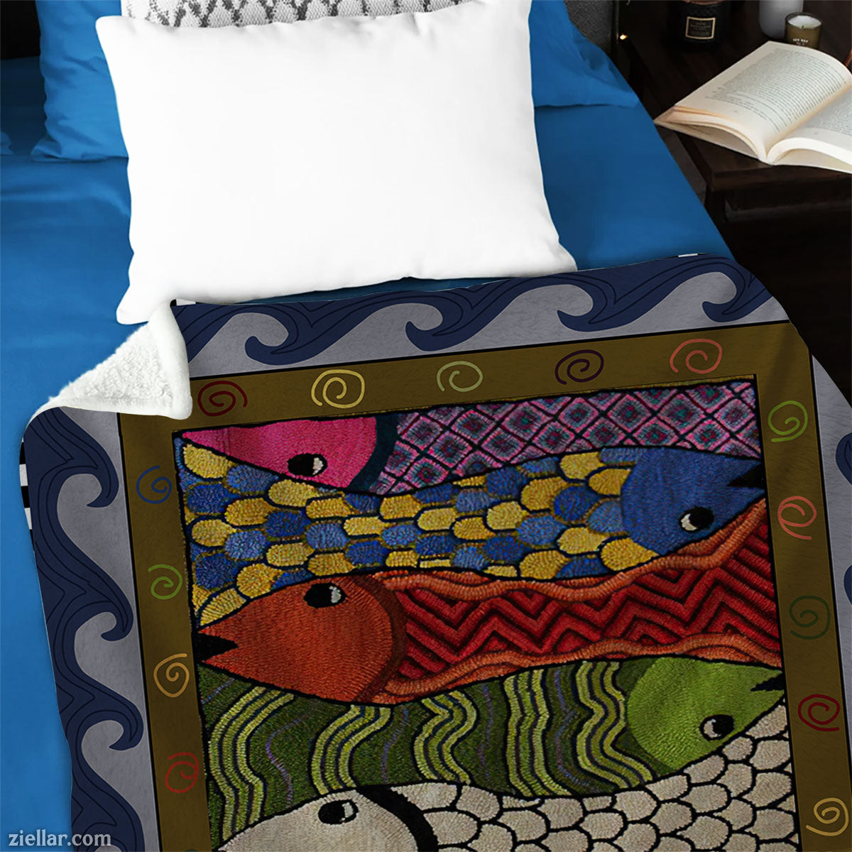 Colorful Fish Quilt Blanket, Fleece Blanket Artistic Ocean Animal Theme Decorative Design