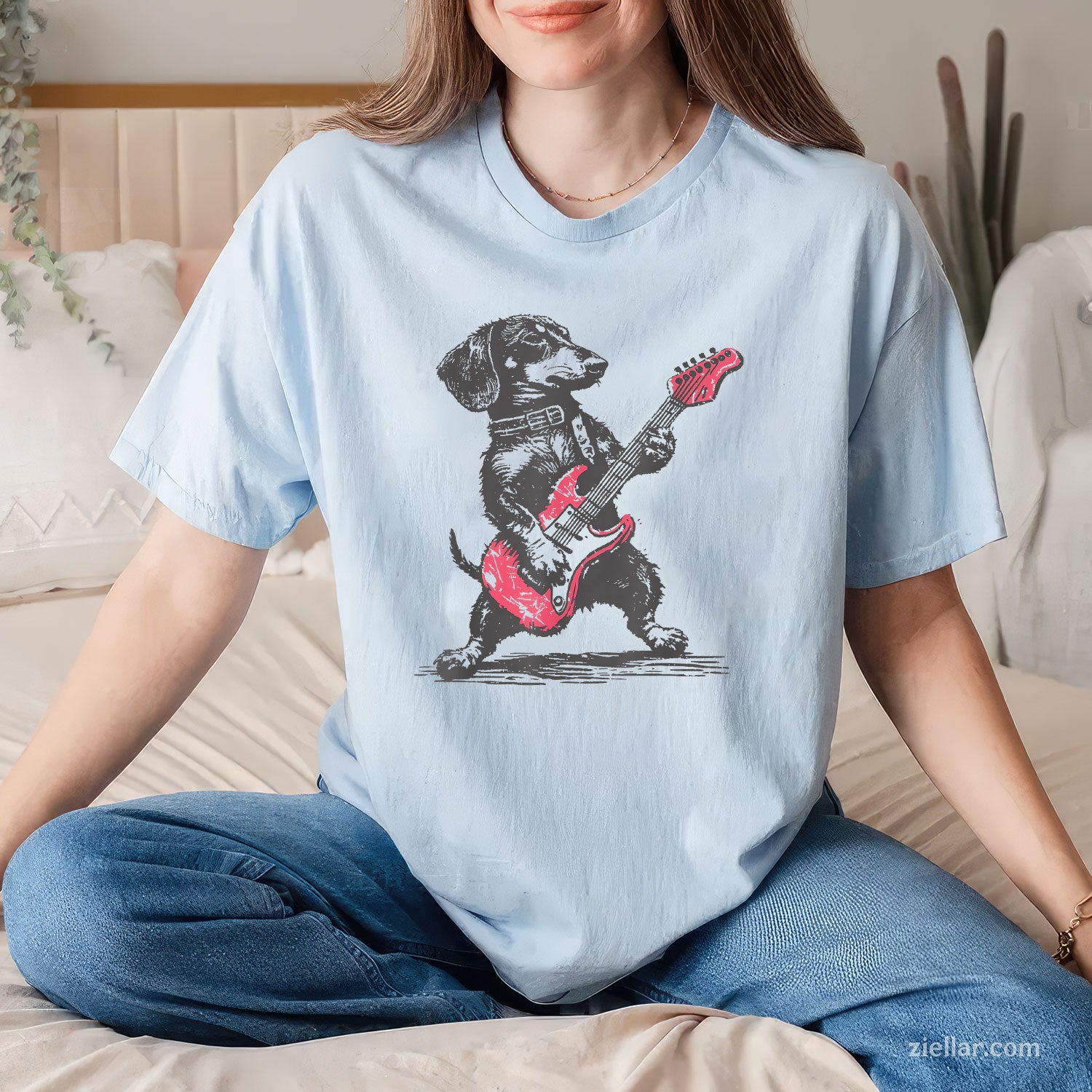 vintage dachshund weenie playing guitar Tee and T-Shirt, Funny Weenie Dog Playing Guitar Retro T-Shirt for Adults
