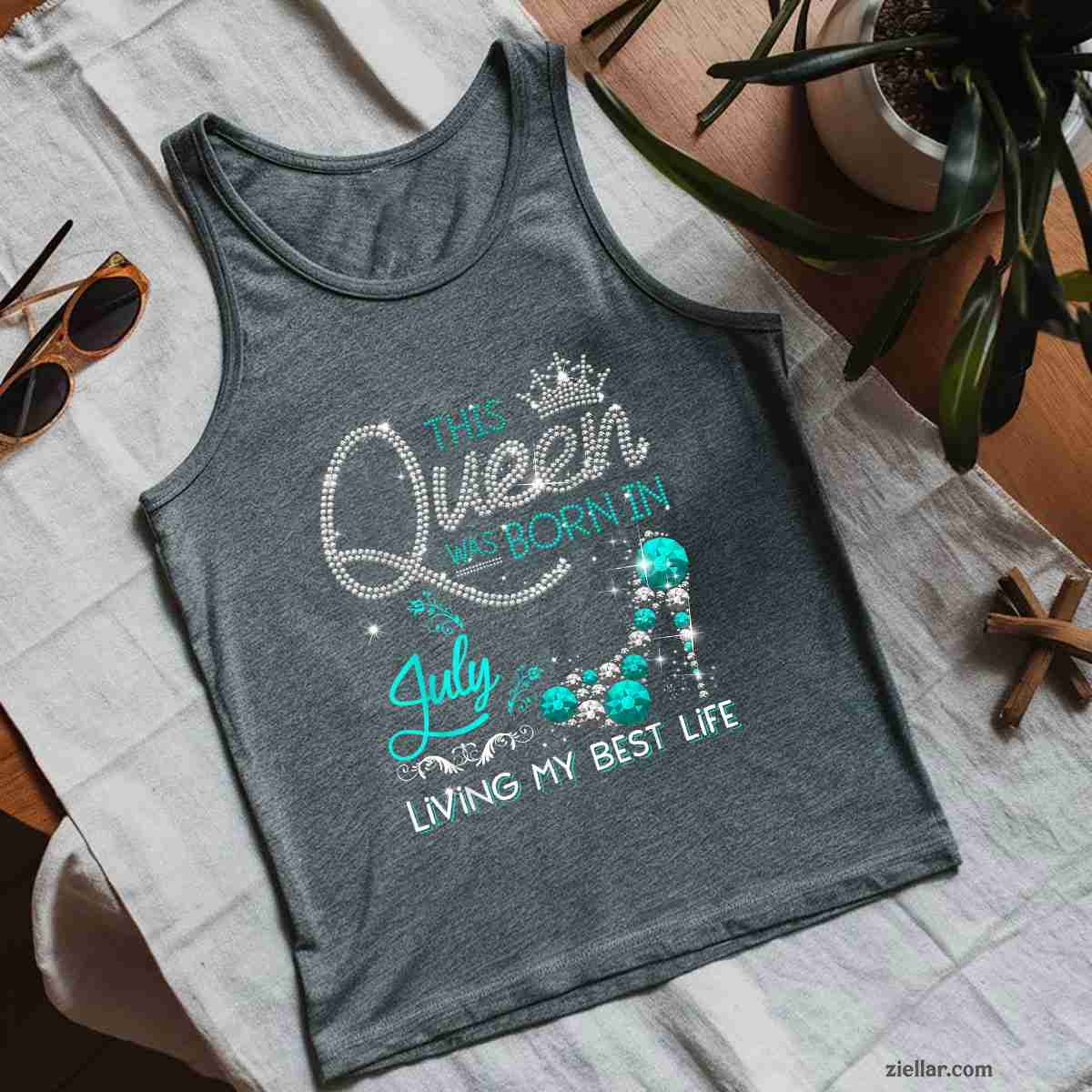 This Queen Was Born in July Living My best Life Gifts Tank Top Shirt