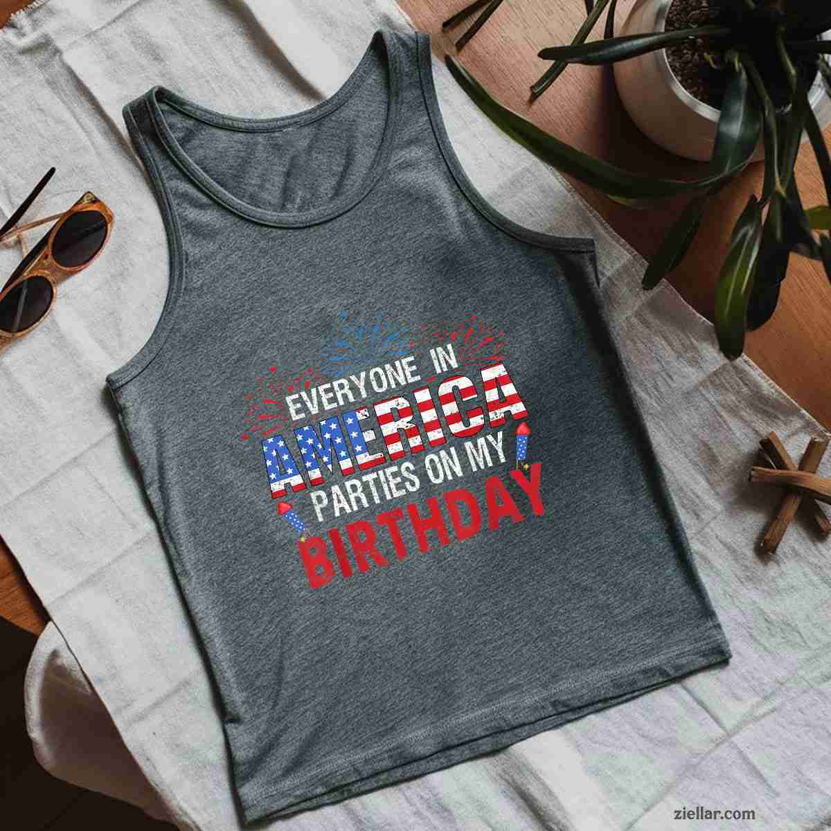 Gifts Funny Bday Born on 4th of July Tank Top Shirt, Patriotic USA Independence Day Gift