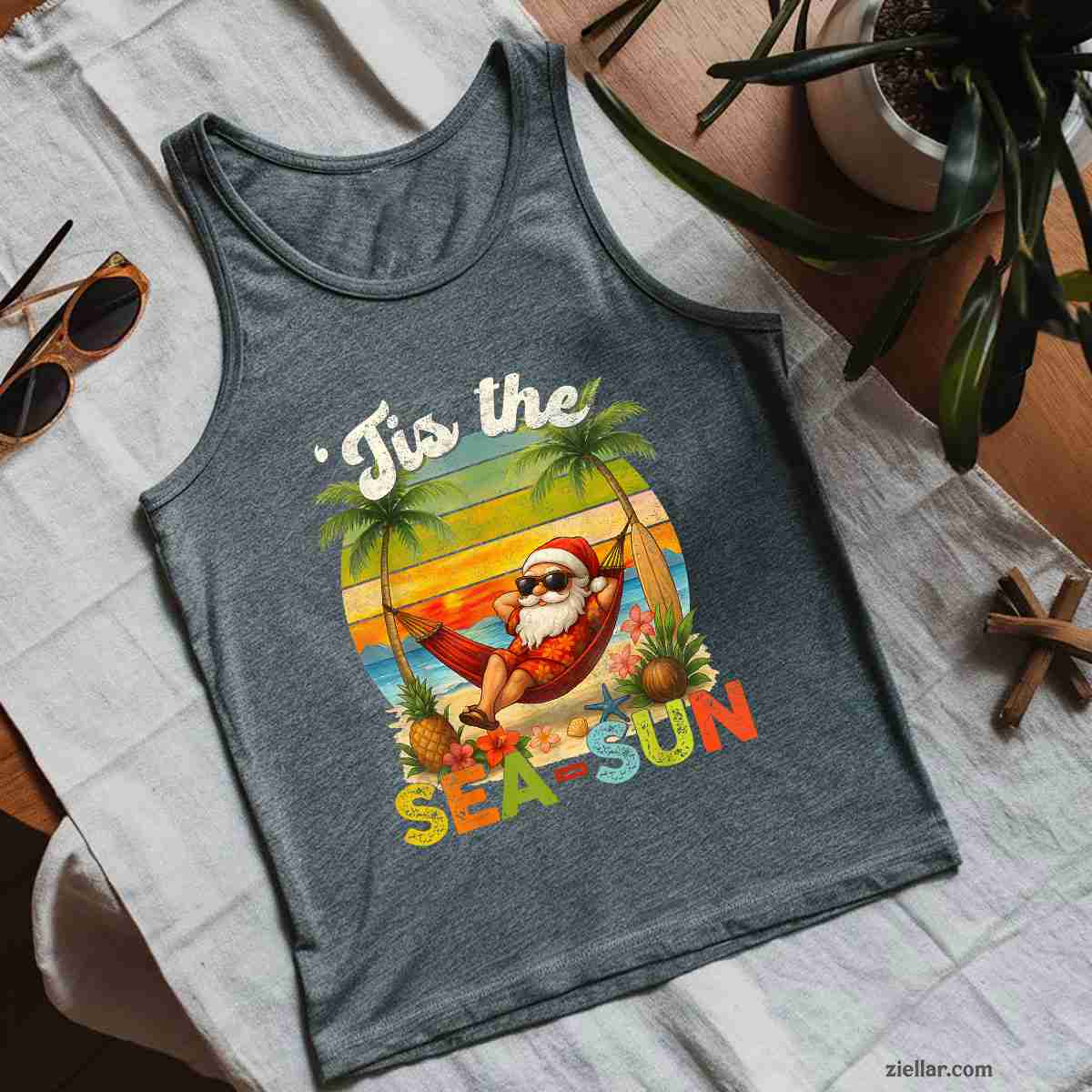 Tis The Sea-Sun Funny Christmas In July Hawaii Santa Beach Tank Top Shirt Funny Christmas in July Tee and Tank Top Shirt for Men Women Adults