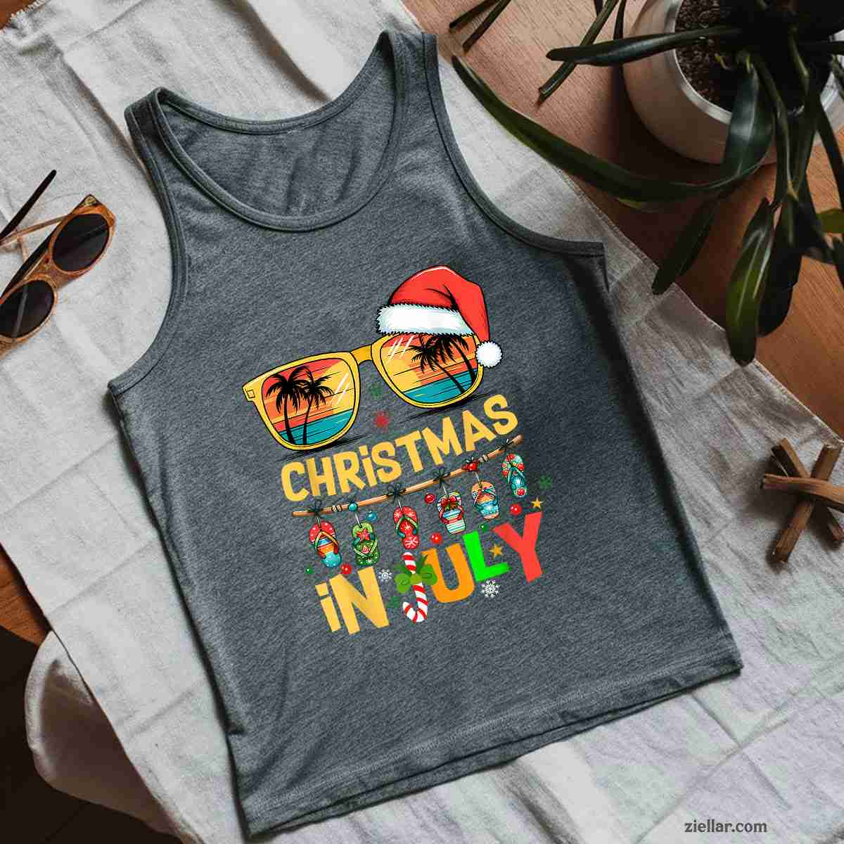 Santa Claus Sunglasses Beach Christmas In July Men Women Tank Top Shirt Funny Christmas in July Tee and Tank Top Shirt for Men Women Adults Perfect Gift
