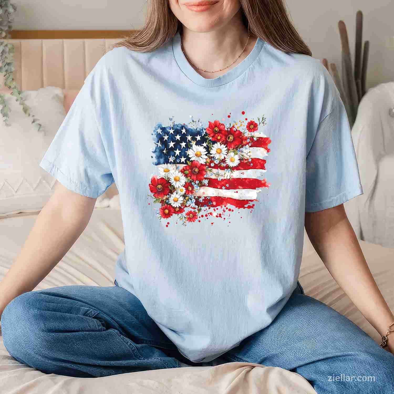 4th of July Floral American Flag Wildflowers Patriotic Women T-Shirt Tee