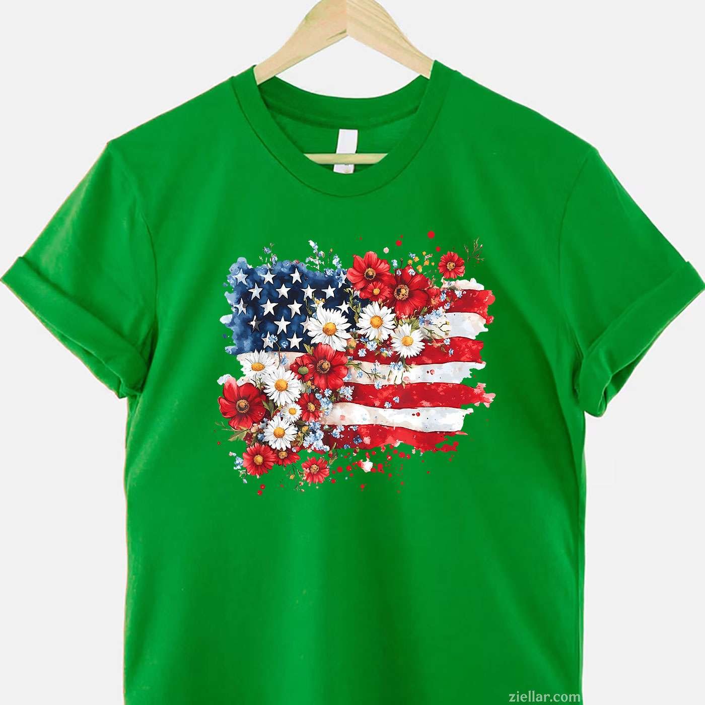 4th of July Floral American Flag Wildflowers Patriotic Women T-Shirt Tee