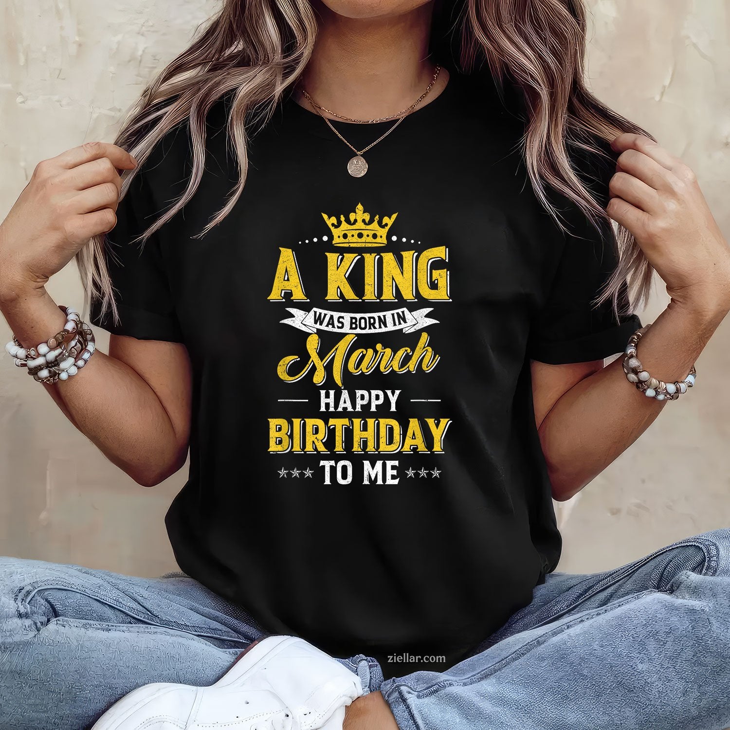 A King Was Born in March Tee and T-Shirt, Happy Birthday to Me T-Shirt for Men Adults