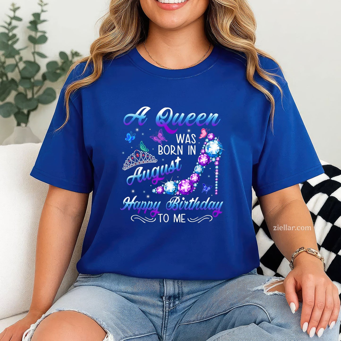 A Queen Was Born in August Tee and T-Shirt, Cute Birthday Gift T-Shirt for Girls and Women Adults