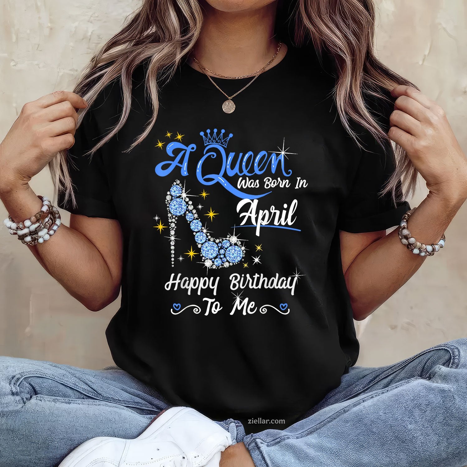 A Queen Was Born in April Tee and T-Shirt, Happy Birthday High Heel Crown T-Shirt for Women Adults