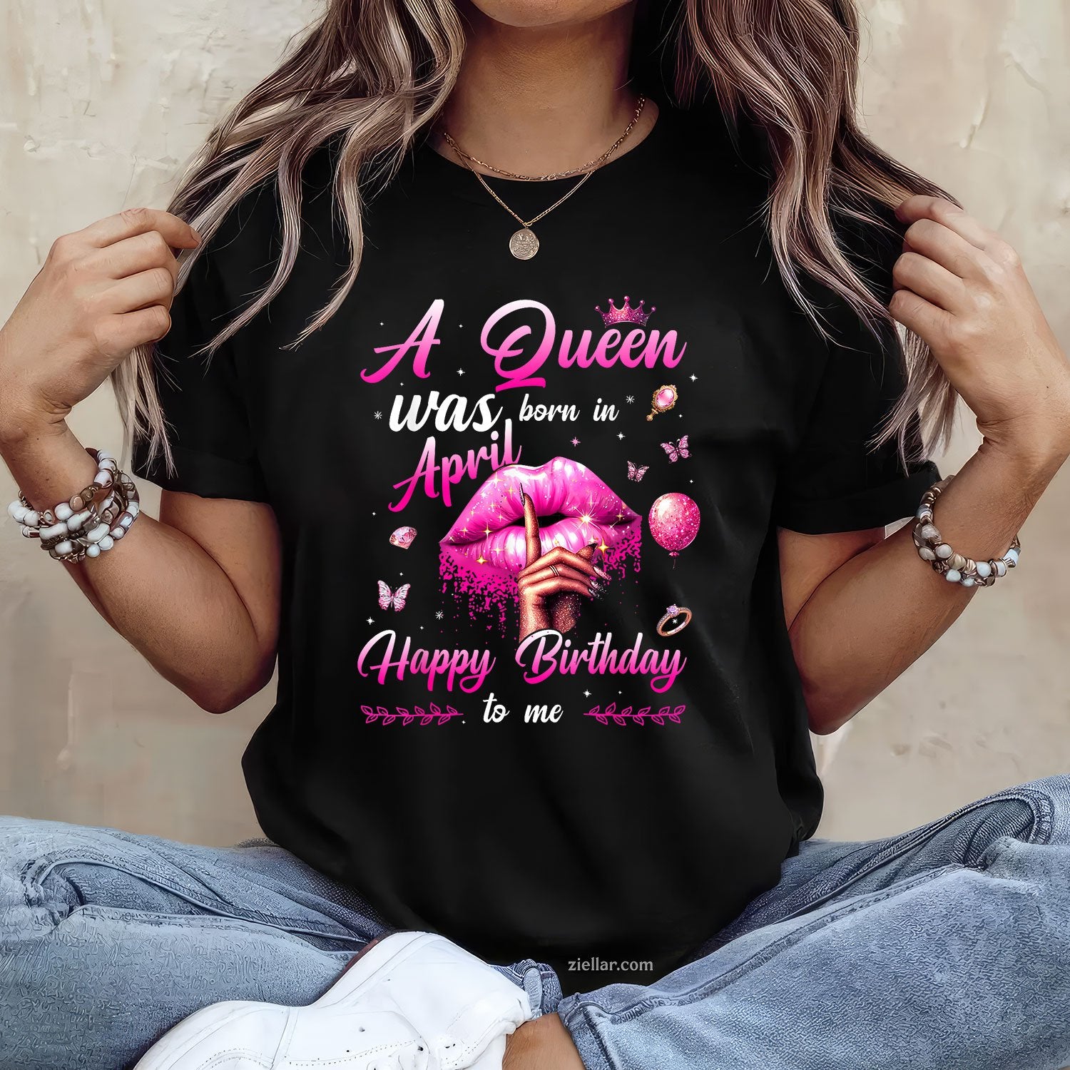 A Queen Was Born in April Tee and T-Shirt, Happy Birthday to Me T-Shirt Gift for Women Adults