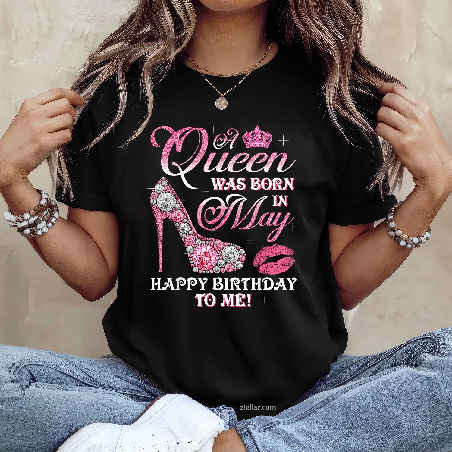 A Queen Was Born in May Tee and T-Shirt, High Heel Happy Birthday T-Shirt Gift for Women Adults