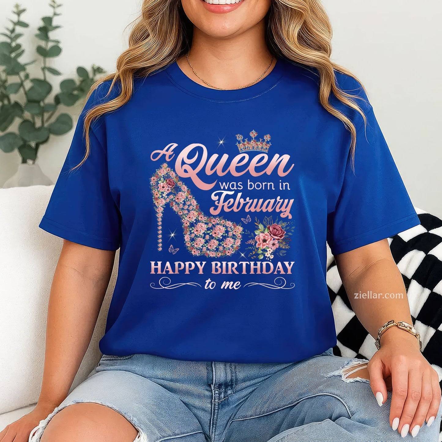 A Queen Was Born in February Tee and T-Shirt, Girls Women Birthday T-Shirt Gift for Adults